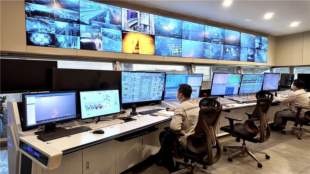 主控室新图.jpg